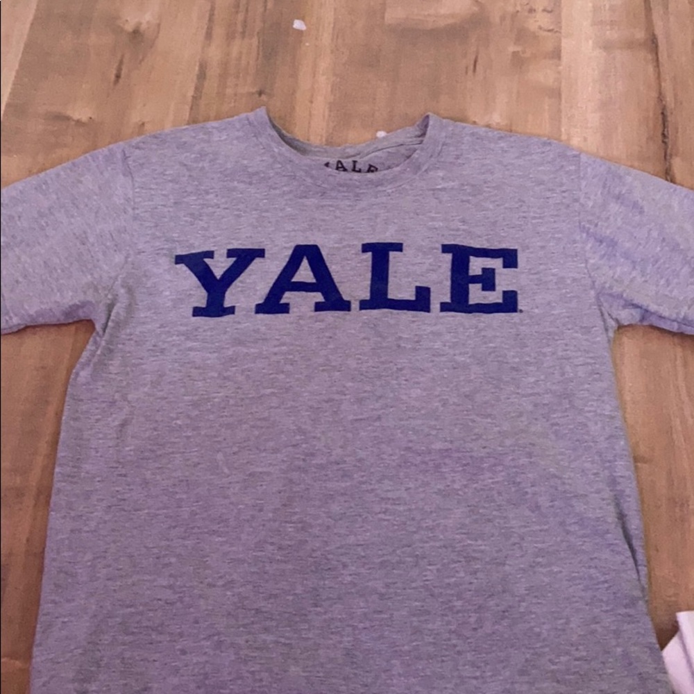 Yale t-shirt